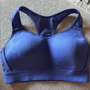 Gymshark Lightweight High Support Sports Bra Dark Blue
Size Small